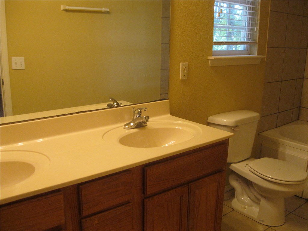 East - Residential Lease