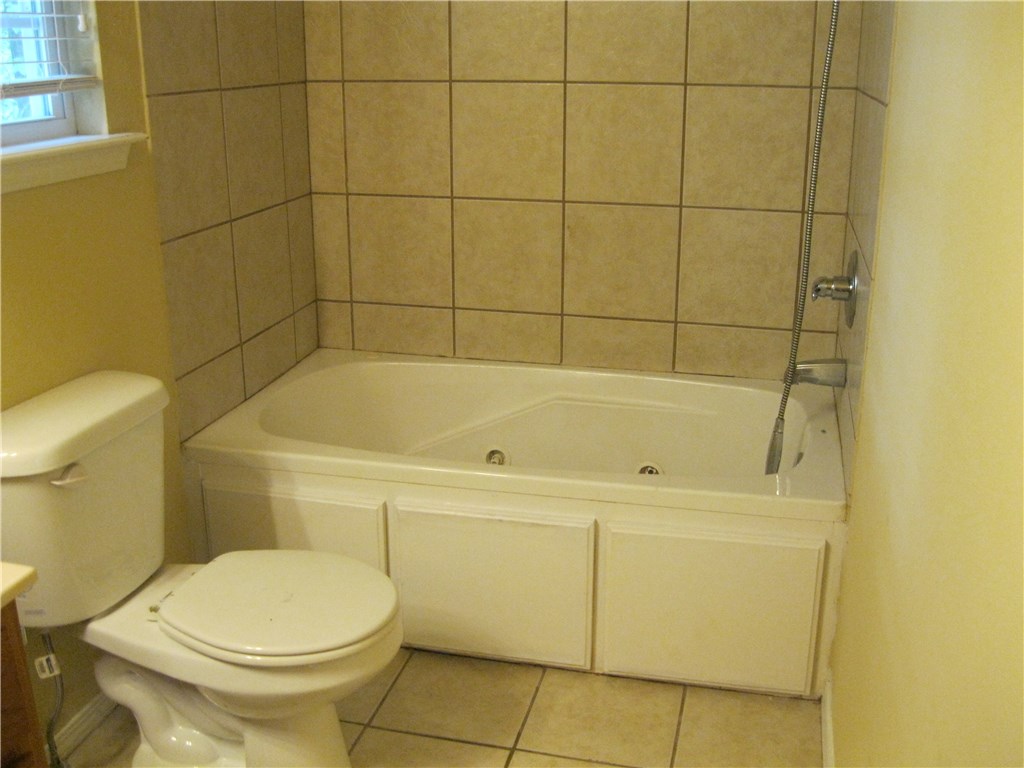 East - Residential Lease