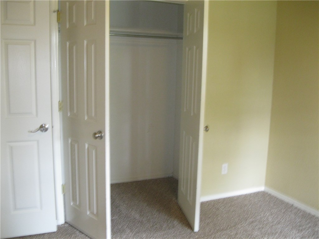 East - Residential Lease