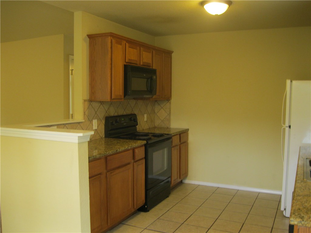 East - Residential Lease
