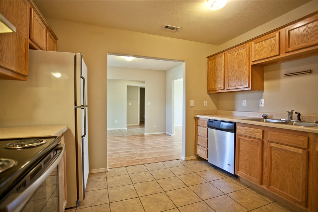 High Meadows Bentonville - Residential Lease