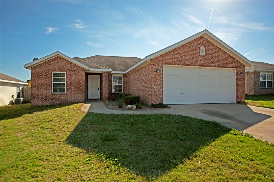 High Meadows Bentonville - Residential Lease