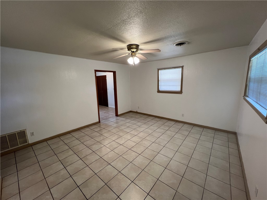 Jean Trahin Siloam Spgs - Residential Lease
