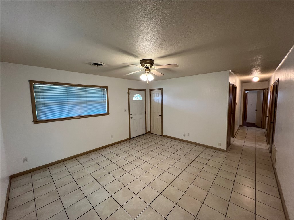 Jean Trahin Siloam Spgs - Residential Lease