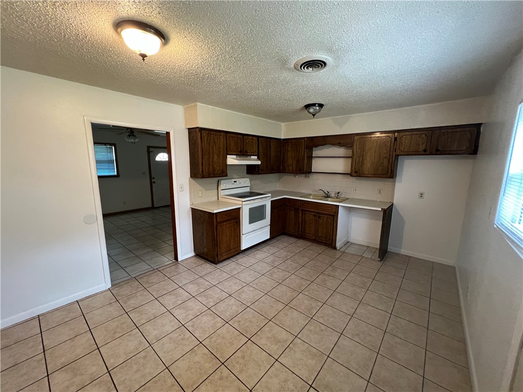 Jean Trahin Siloam Spgs - Residential Lease