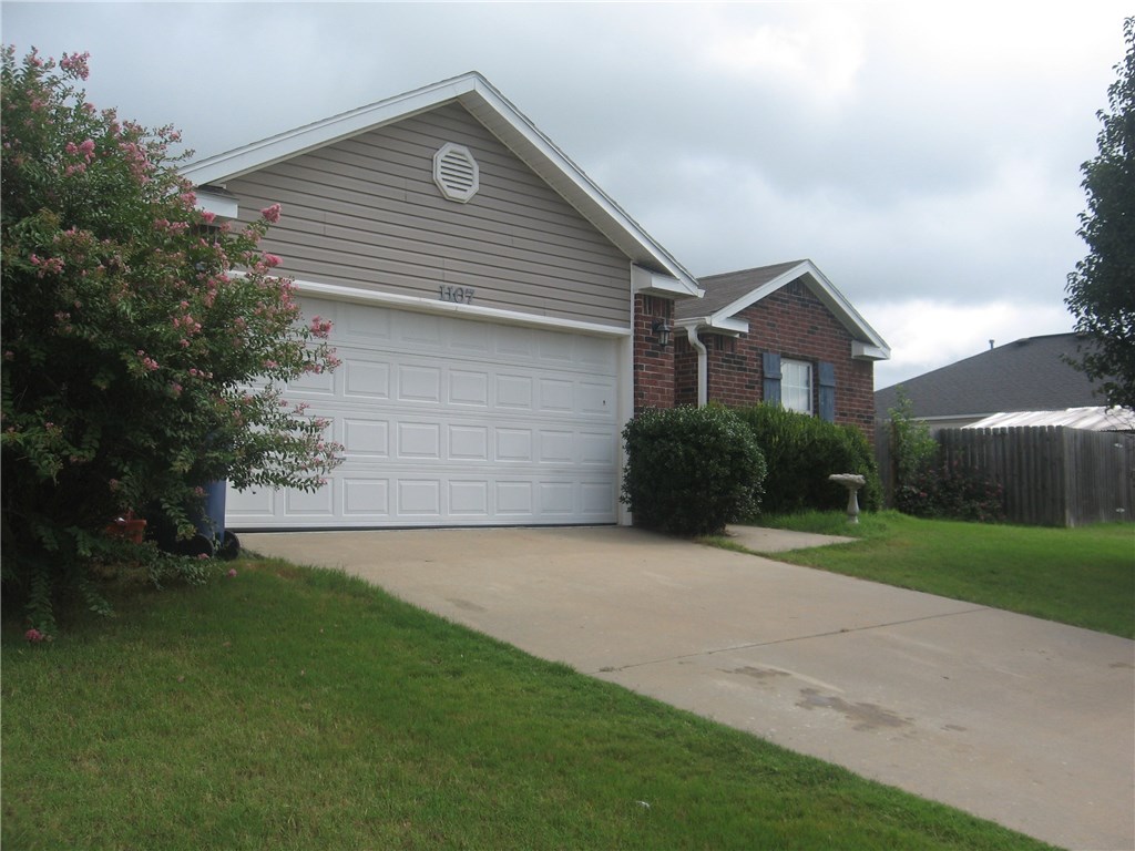 Hico Manor Sub Siloam Spgs - Residential