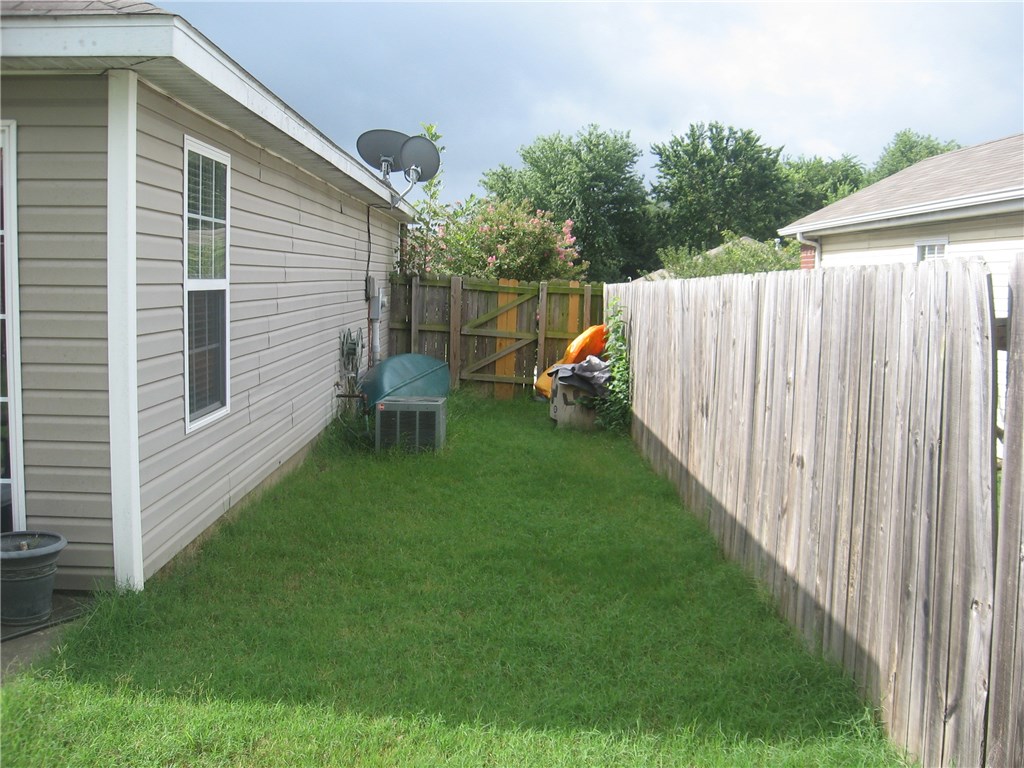 Hico Manor Sub Siloam Spgs - Residential