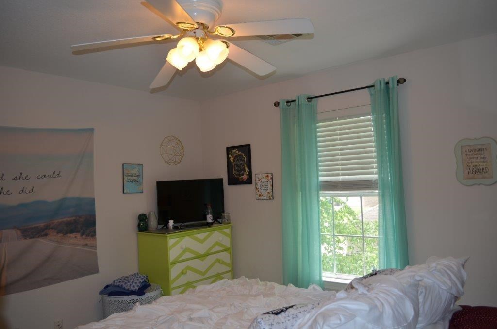Missouri Oaks - Residential Lease