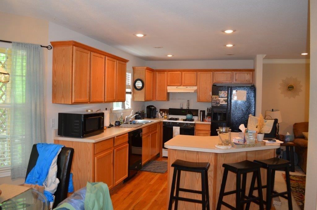 Missouri Oaks - Residential Lease