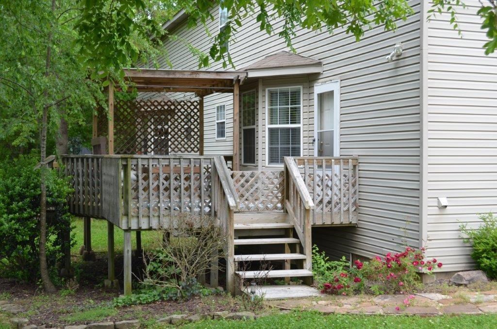 Missouri Oaks - Residential Lease