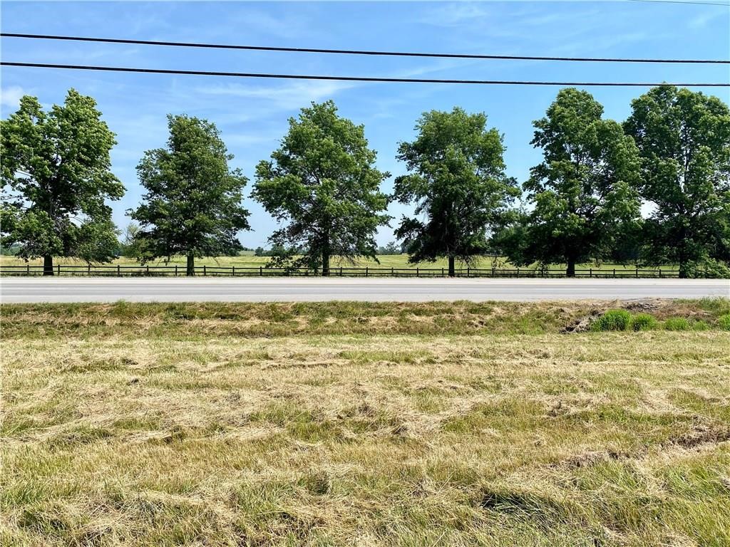 Endless potential for this great lot in Siloam Springs.