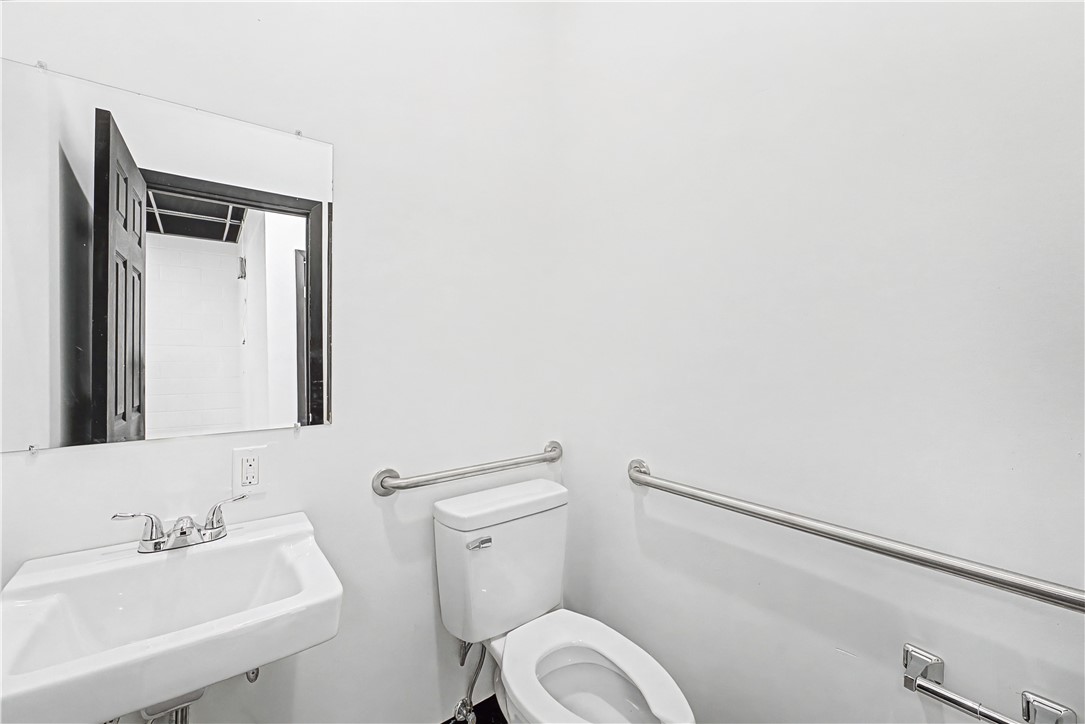R L Hayes Park Add - Commercial Lease