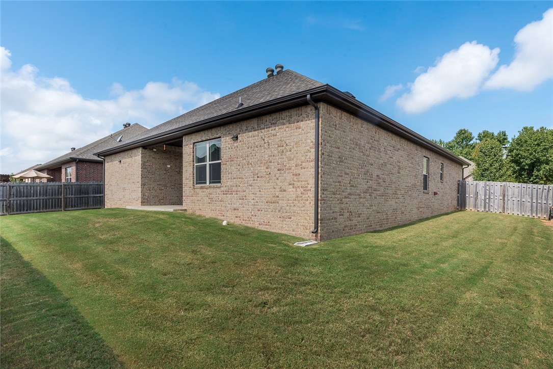 Iveys Ph I, The Rogers - Residential Lease