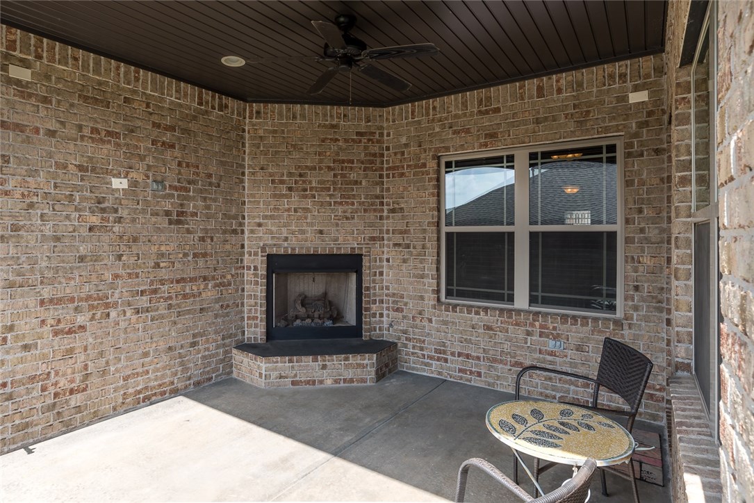 Iveys Ph I, The Rogers - Residential Lease