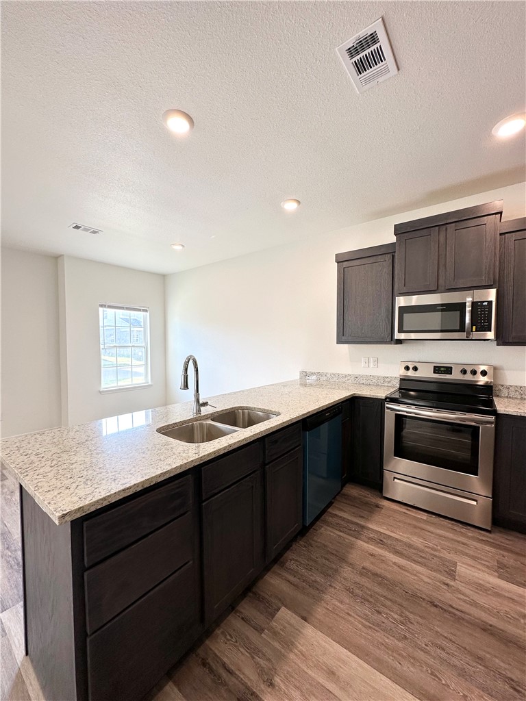 Towne West Sub Ph Iiiiv - Residential