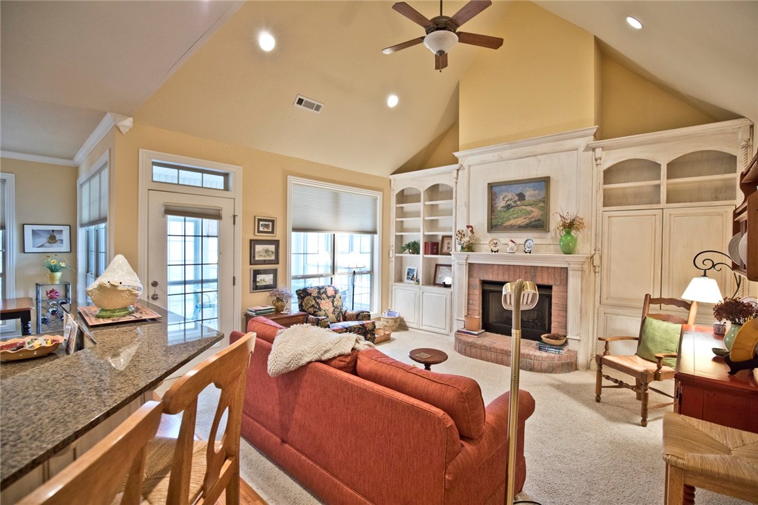 Yorktowne Square Ph III - Residential