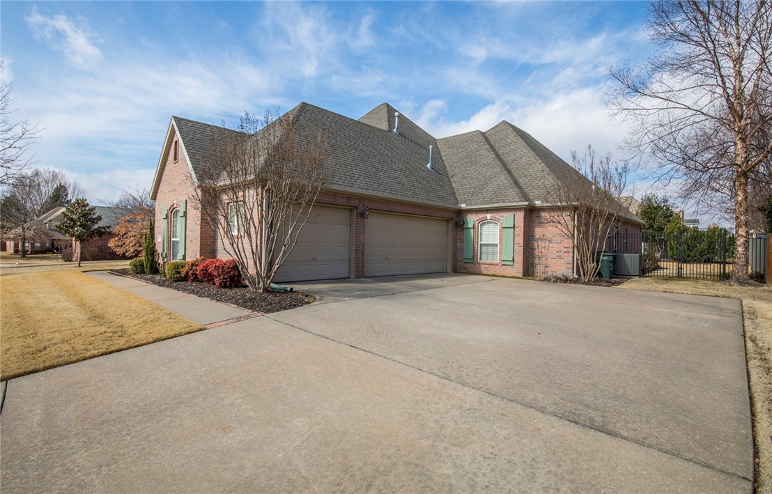 Yorktowne Square Ph III - Residential