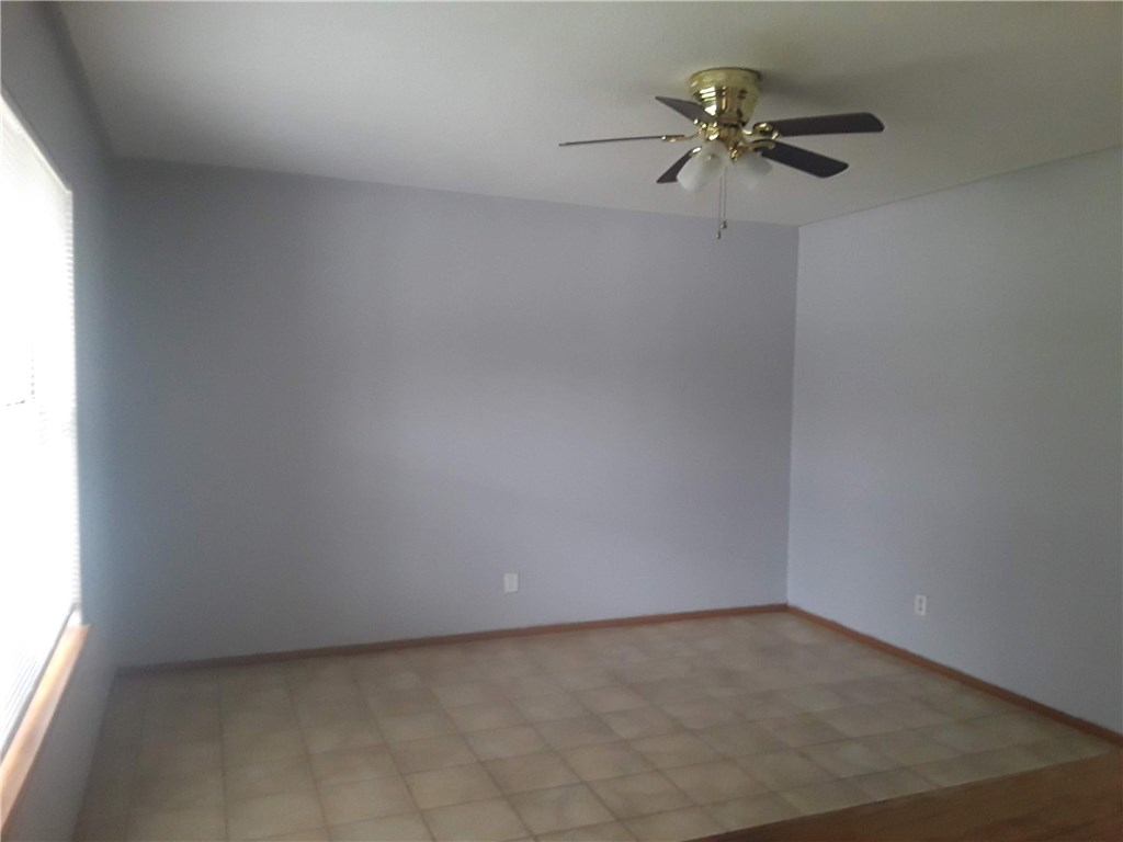 Oaks Addition - Residential Lease