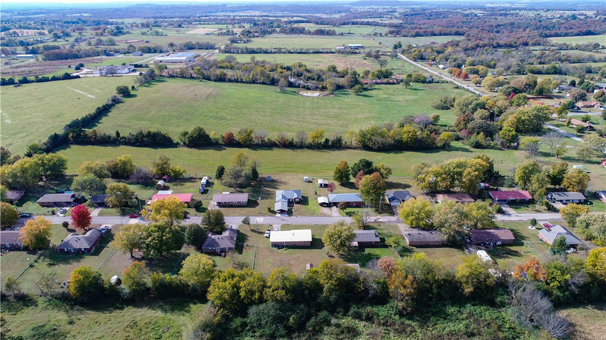 Lincoln Outlots - Land
