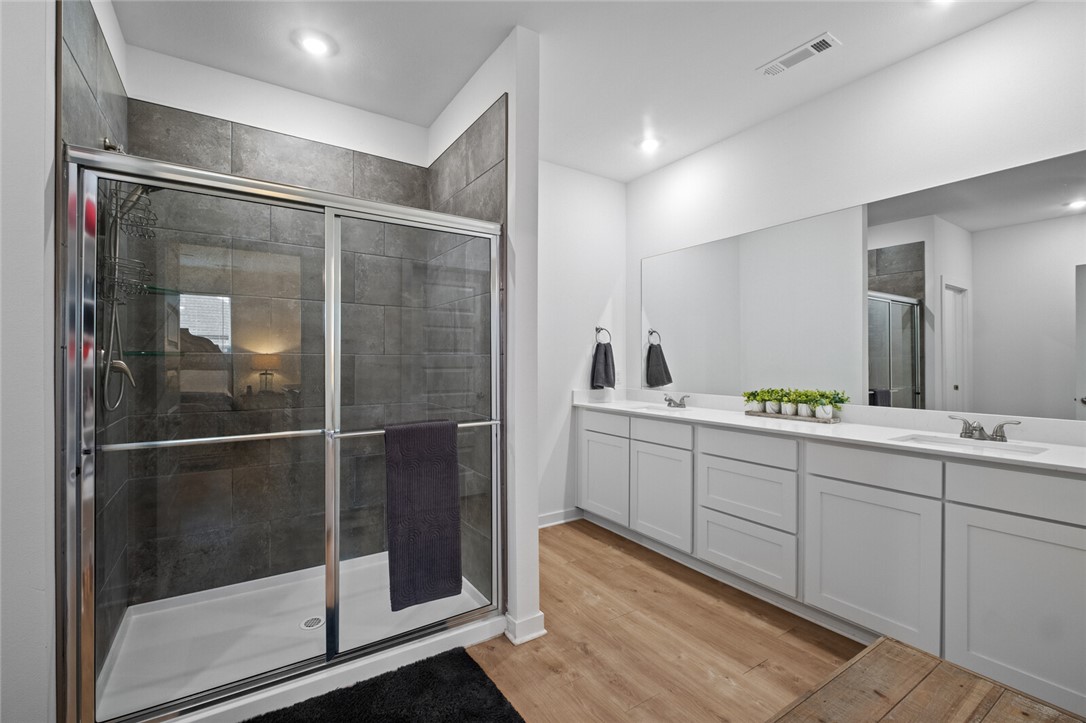 Sedona Rose - Residential Lease