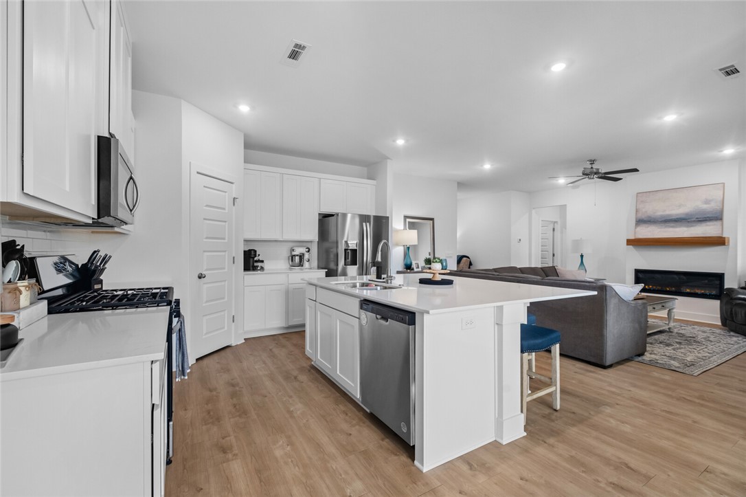 Sedona Rose - Residential Lease