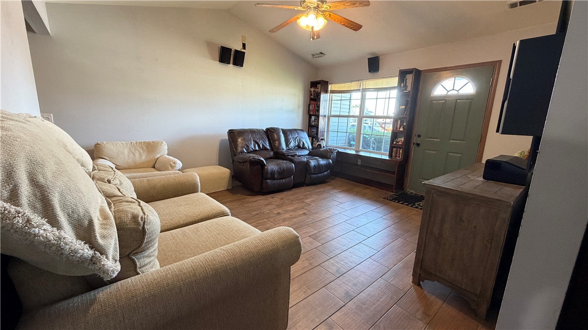 Quail Run Ph Iii Siloam Spgs - Residential