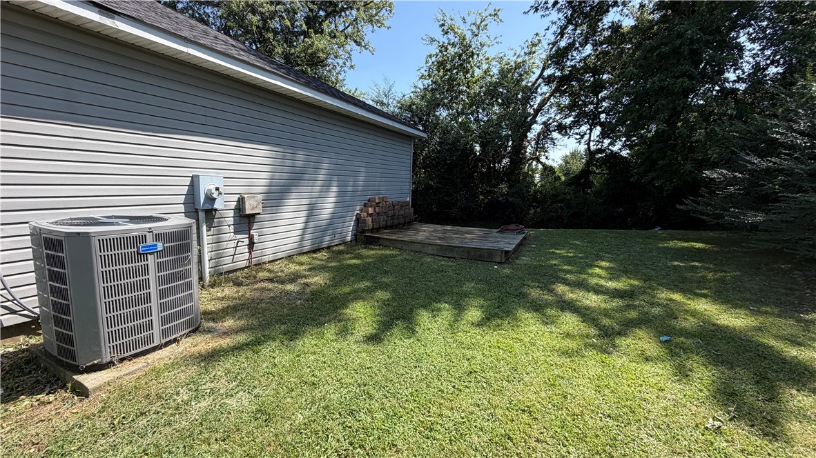 Quail Run Ph Iii Siloam Spgs - Residential