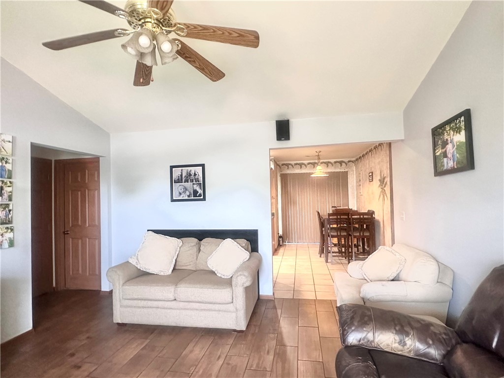 Quail Run Ph Iii Siloam Spgs - Residential