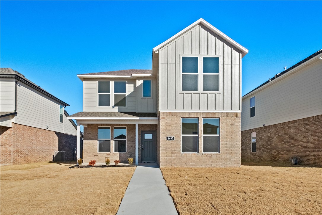 College students welcome! Pets - including large dogs - allowed with a refundable deposit!

Be the first to live in this brand new 4 bed / 3.5 bath home, located in The Element, a very hard to beat location just minutes from the University of Arkansas, shopping, and dining.
The home has a rear entry garage. 

Enjoy easy access to everything Fayetteville has to offer. Dont miss your opportunity to live in one of the most desirable areas of NWA!

A 2 year lease is preferred. Tenant pays all utilities. The home is available from January 1st.

Tenant pays for all utilities.