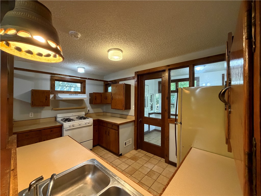 Norwood Second Add - Residential Lease