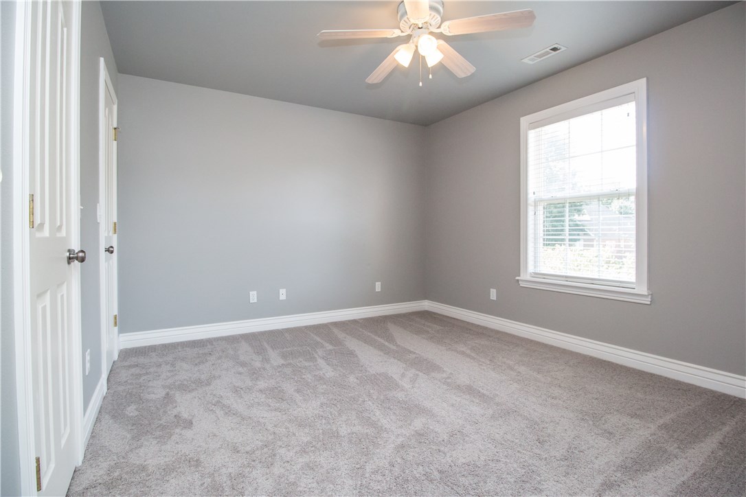 Highland Knolls - Residential