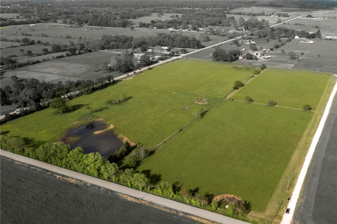 Beautiful level 30 acres in the hot market of Pea Ridge.  Perfect for subdivision with paved roads on two​​‌​​​​‌​‌​​​‌‌​​​‌‌‌​​‌​​‌‌​​​​ sides.