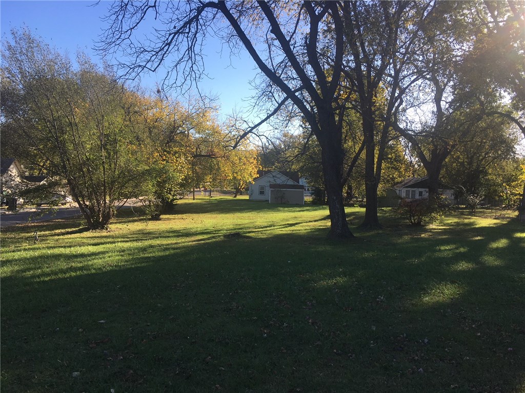 Riggs Park Addition - Land