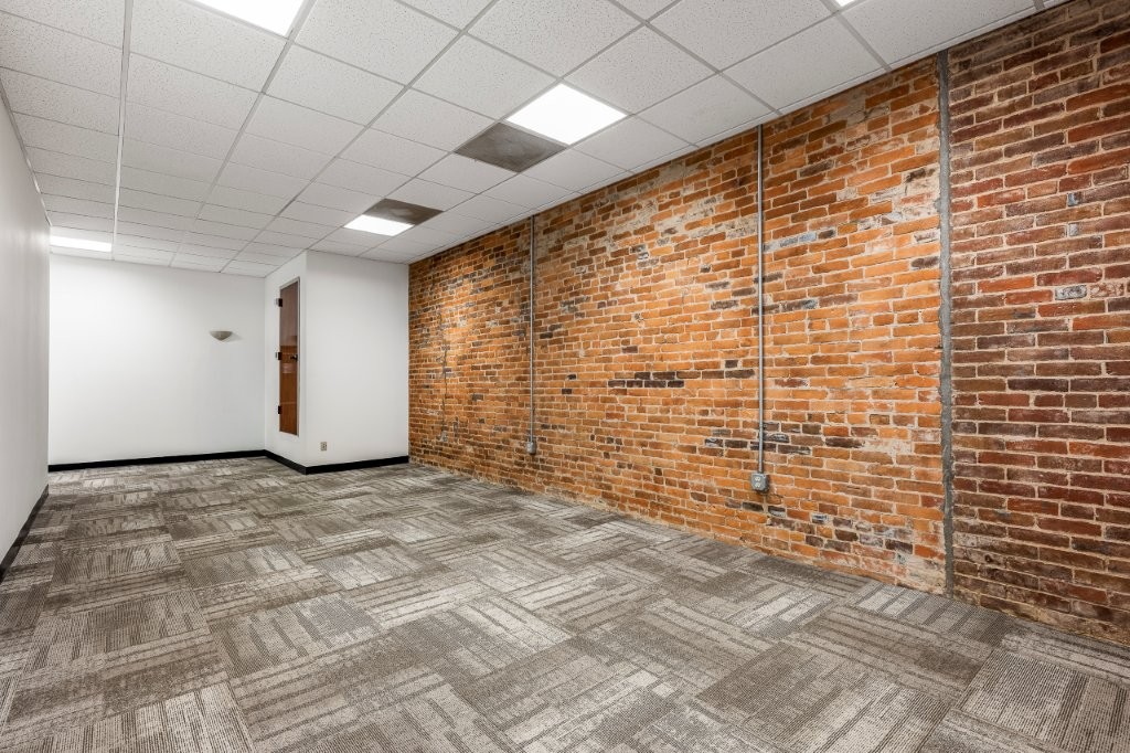 Rogers Orig Rogers - Commercial Lease