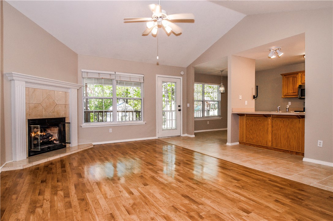 Got to see this one! New tile and paint in the kitchen. Spacious, open floor plan perfect for entertaining. Snuggle up for a cozy evening by the large fireplace or enjoy the privacy of your flat backyard from your huge covered deck. Minutes from golf, walking trails, and shopping. Bentonville school system.