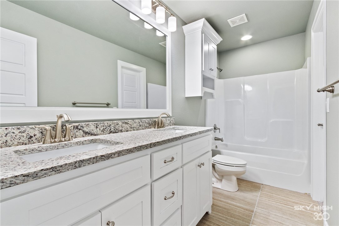 Rolling Acres Ph II Sub Bentonville - Residential