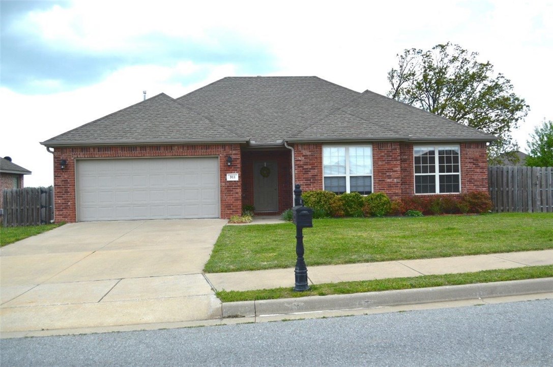 Excellent condition with new paint and new carpet, fireplace, granite counters, formal dining. Graber pleated blinds, insulated storm doors with hidden screen. Full gutters, wood privacy fence with 4 gates. Elevated cement deck. Almost 1/2 acre lot.