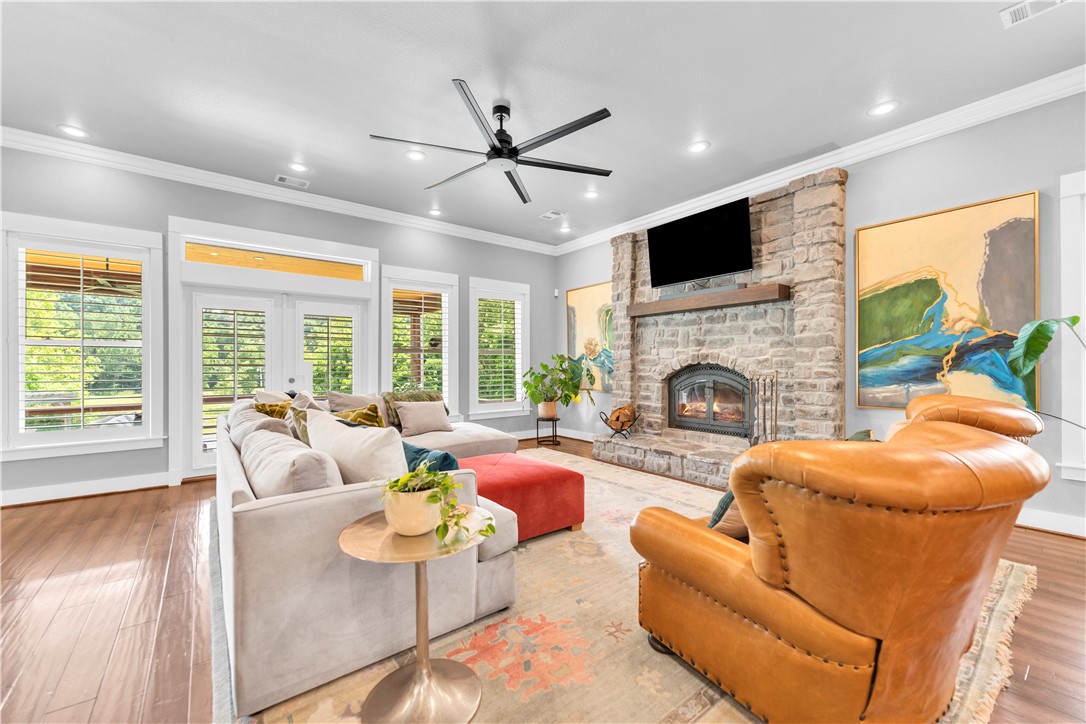 Elm Spgs Original - Residential