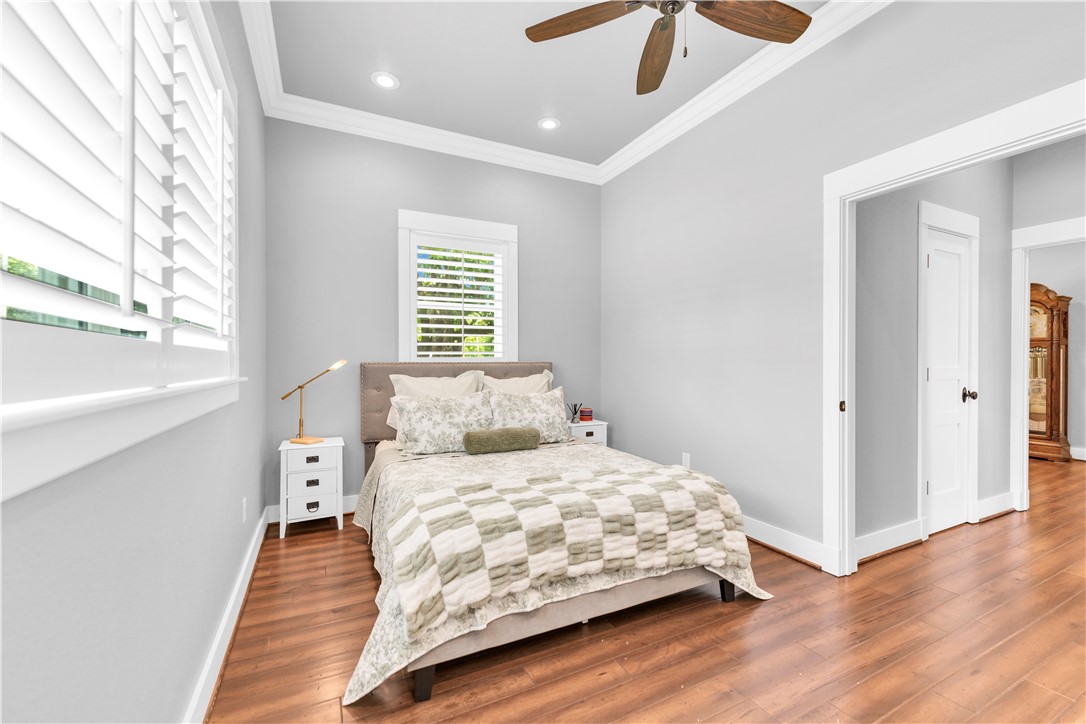 Elm Spgs Original - Residential