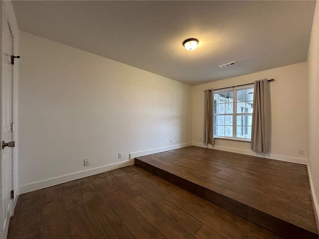 N/A - Residential Lease