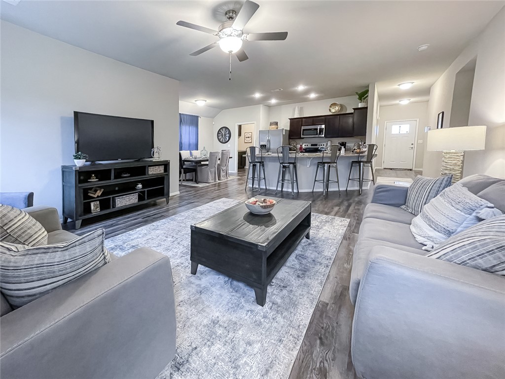 STOKENBURY FARMS VI - Residential