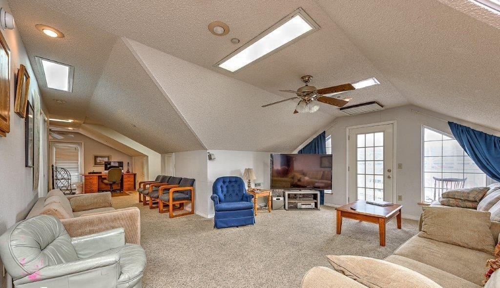 17-16-30-Fayetteville Outlots - Residential