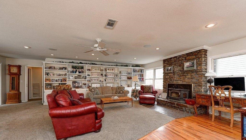 17-16-30-Fayetteville Outlots - Residential