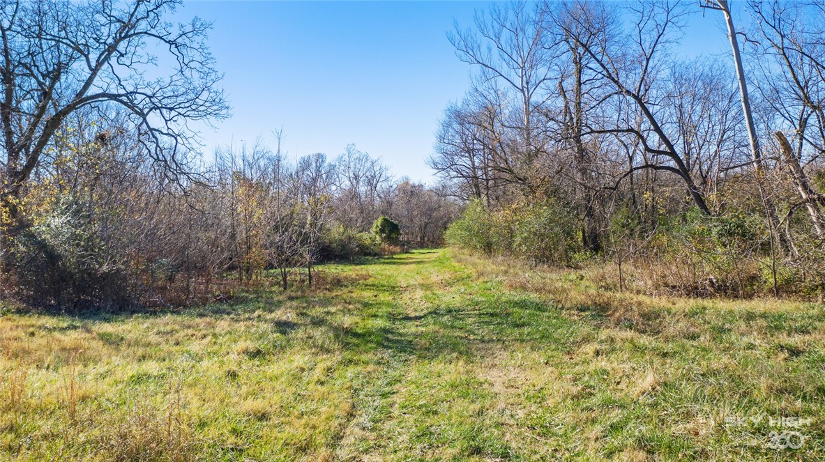 06-18-30-CAVE SPRINGS - Residential