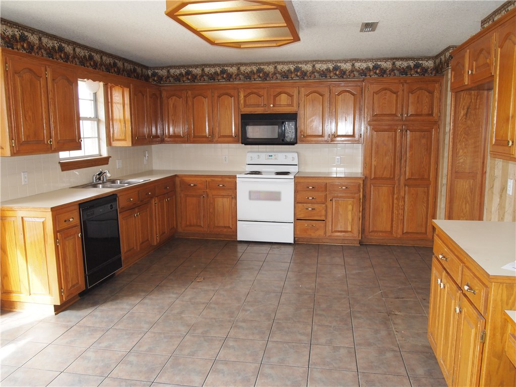 The Oaks - Residential