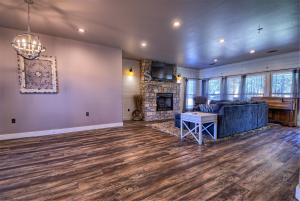 Cloverleaf Estates - Residential