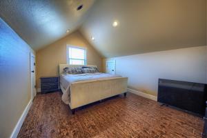 Cloverleaf Estates - Residential