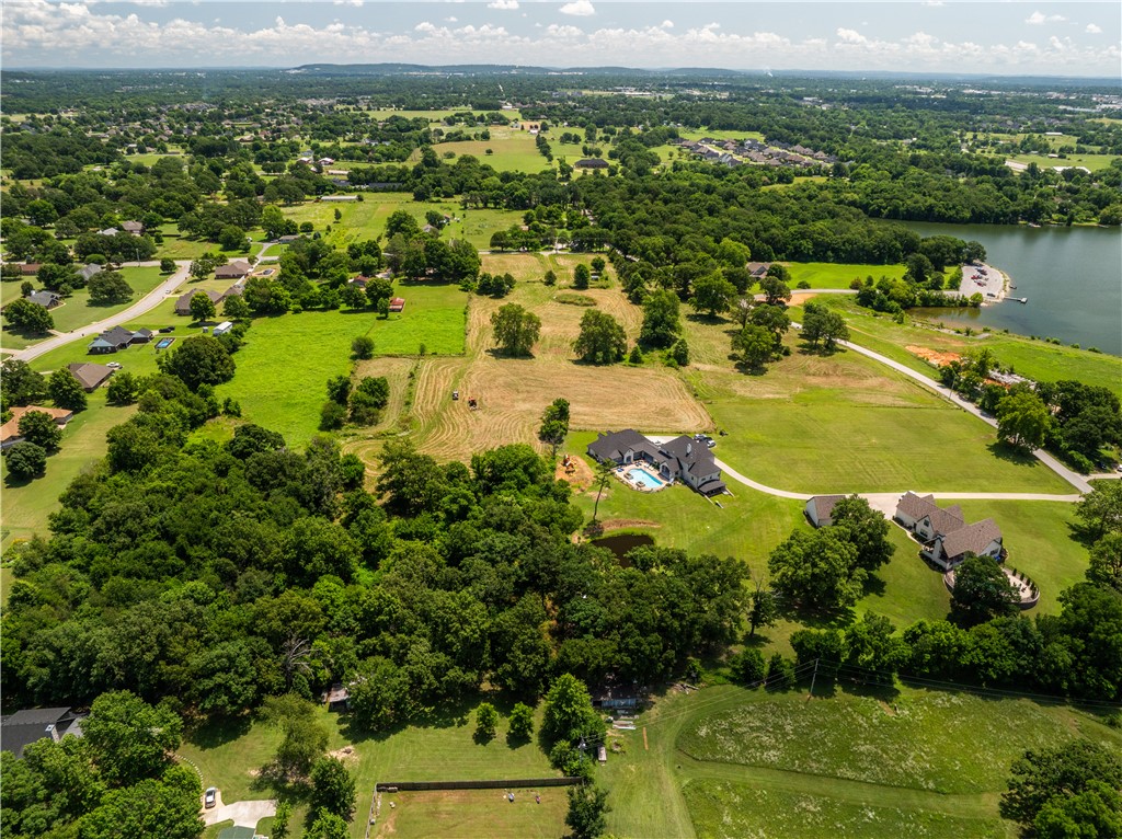 Elm Spgs Outlots - Land