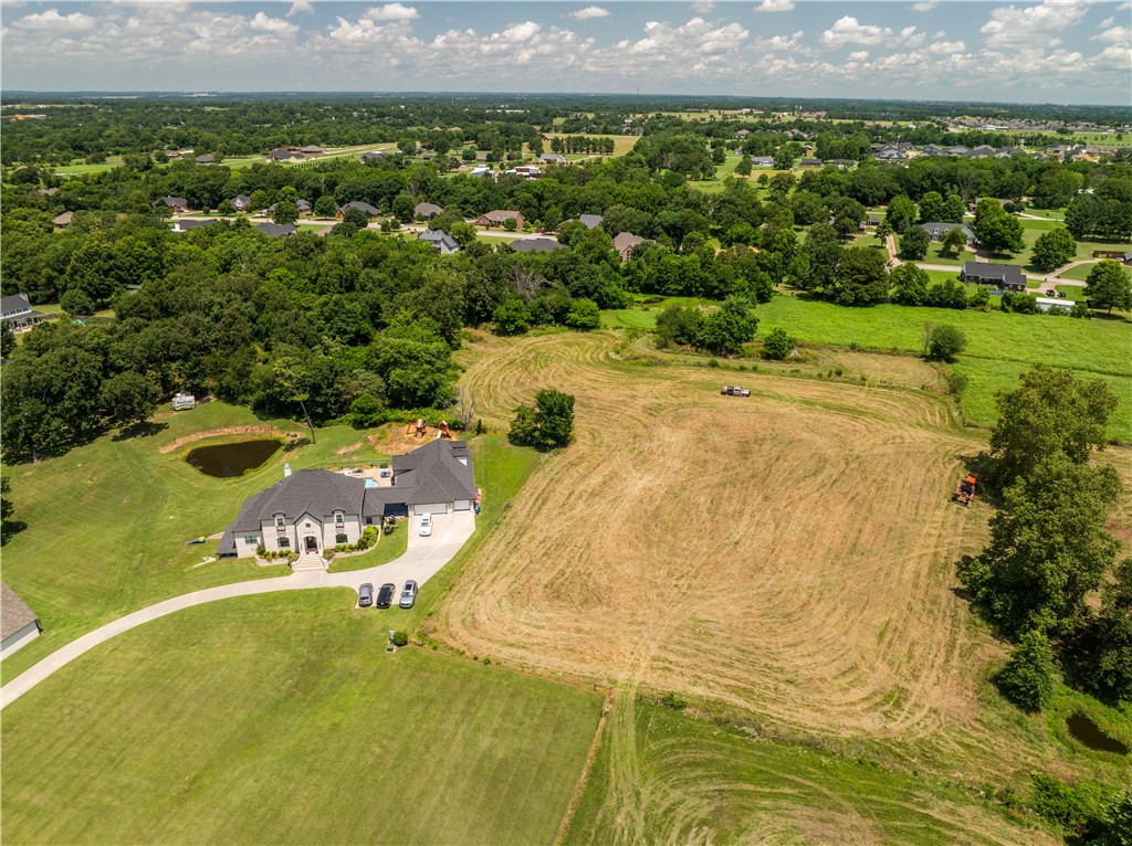 Elm Spgs Outlots - Land