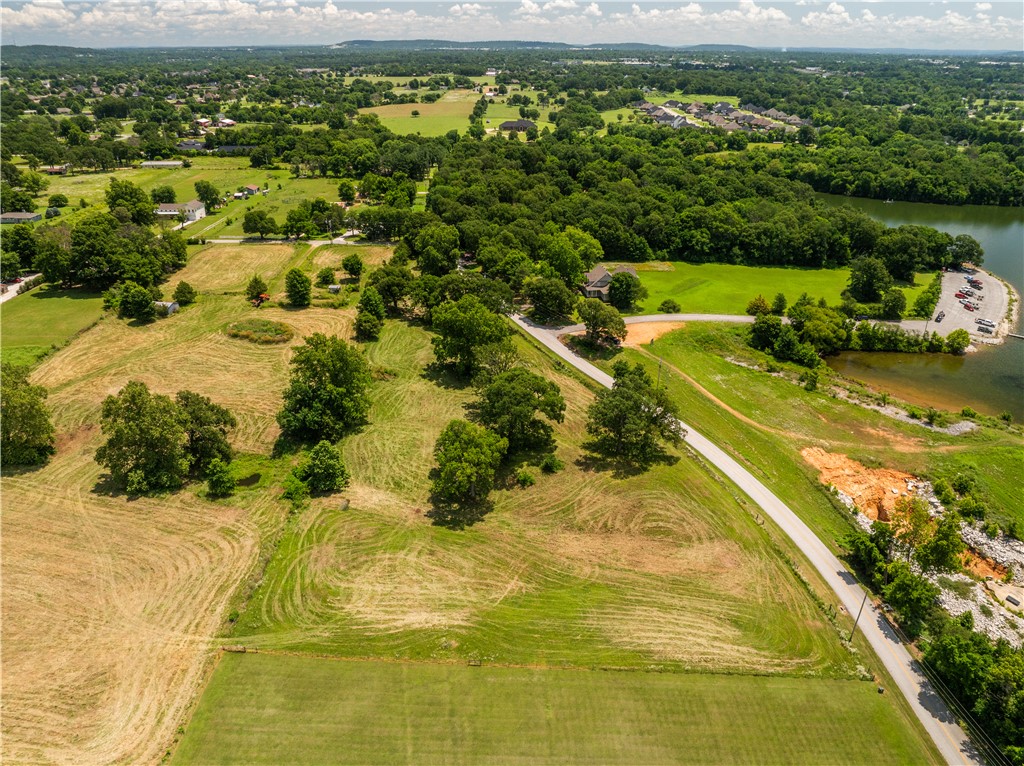 Elm Spgs Outlots - Land